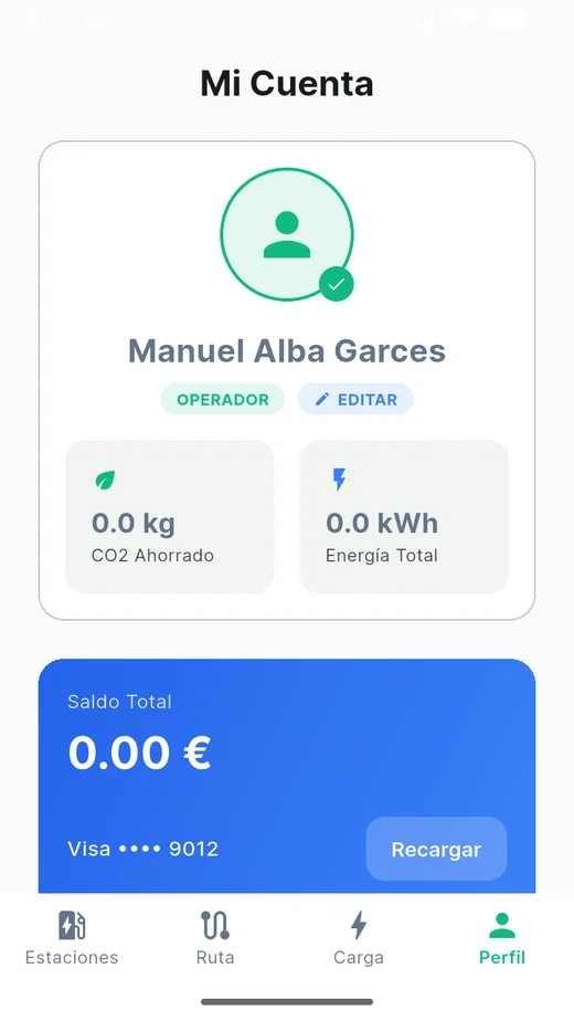 Pantalla de cuenta de usuario con saldo y consumo en la app de CargaPark